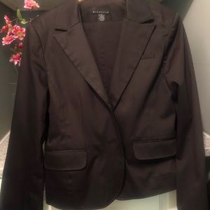 Ladies black pantsuit.